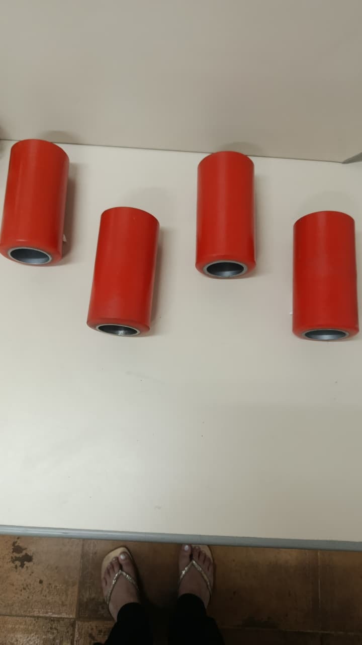 Roda de poliuretano modelo Rodas de Carga - KMSX/EWR -ERX/KMSX - ERX/KMSX/EWR Dupla c/Capa - ERX/KMSX/EWR Dupla s/Capa — foto 1